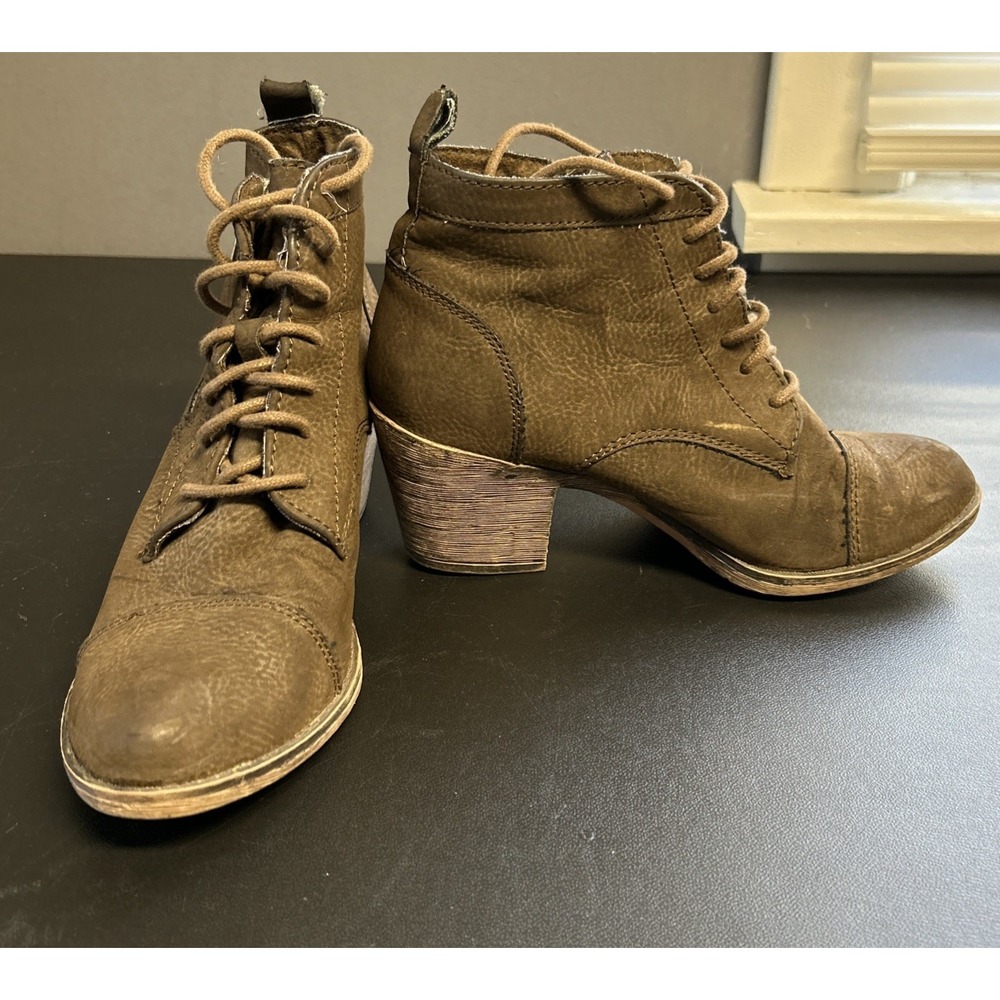 Rocket Dog Women's 7‎ 1/2 Granny Boots Block Heel Zipper Pointed Toe Distressed